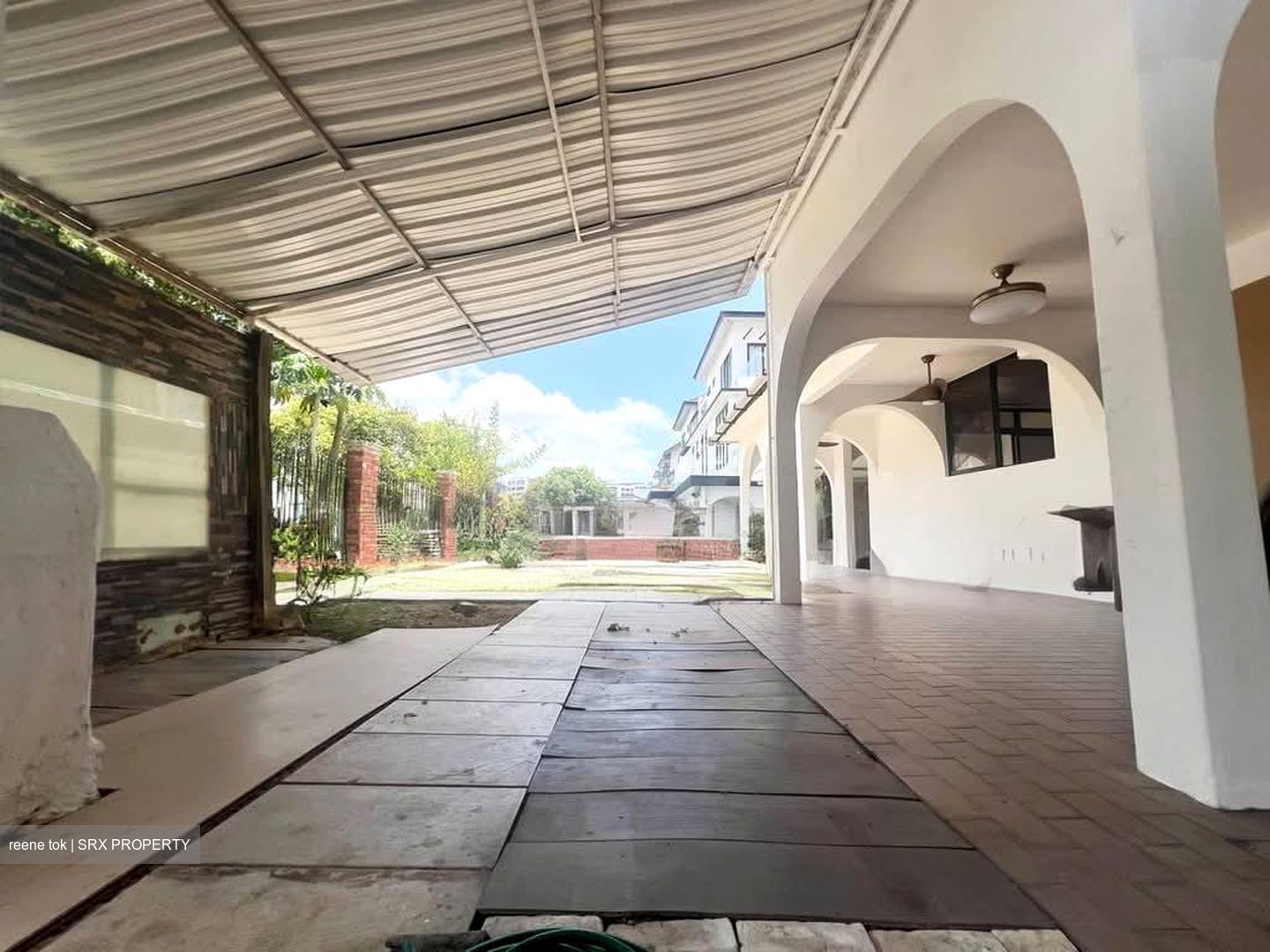 Platina Gardens (D27), Semi-Detached #538026661